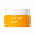 Medicube Kojic Acid Turmeric Vita Capsule Cream 53 g em fundo branco