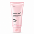 Medicube PDRN Pink Niacinamide Whip Cleanser 120 g em fundo branco